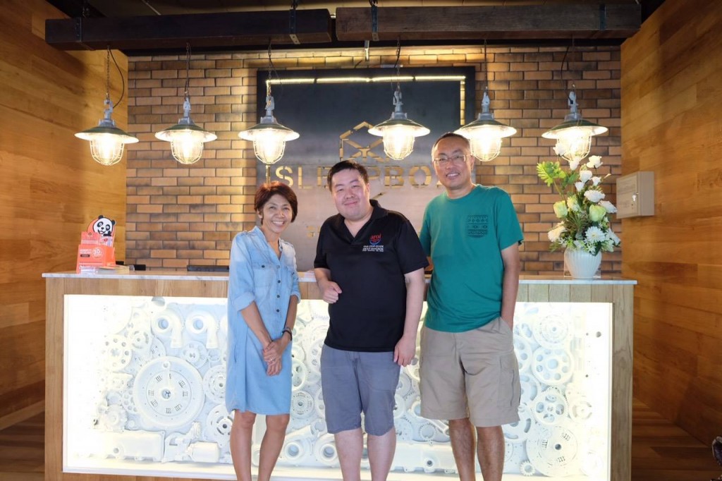 Thank you, Singapore Blogger for visiting